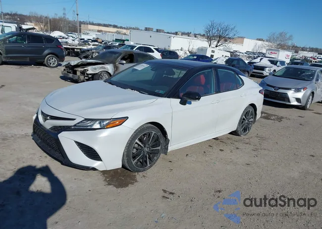 4T1B61HK7KU266853: 44284422