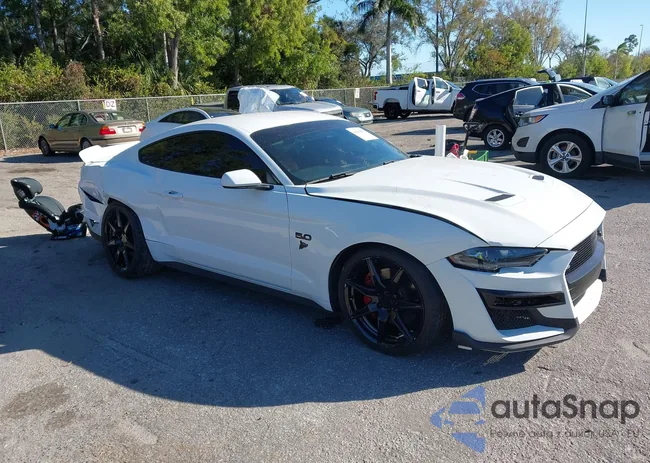 1FA6P8CFXJ5121181: 44284480