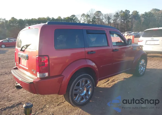 1D8GU586X7W713196: 44284549