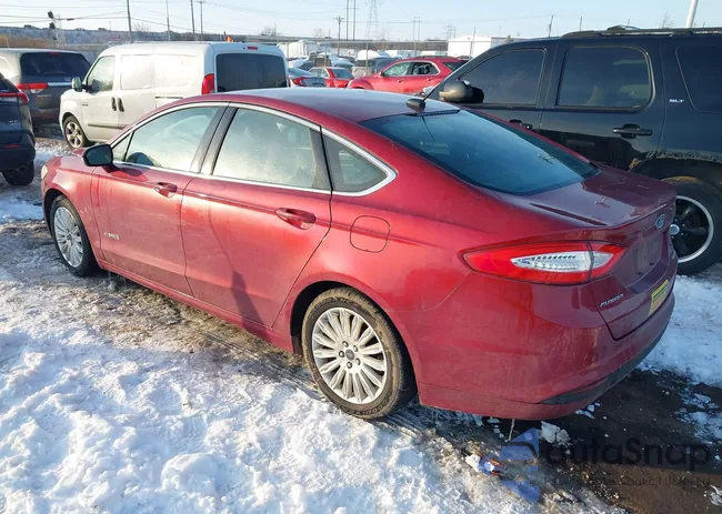 3FA6P0LU2GR171207: 44284551