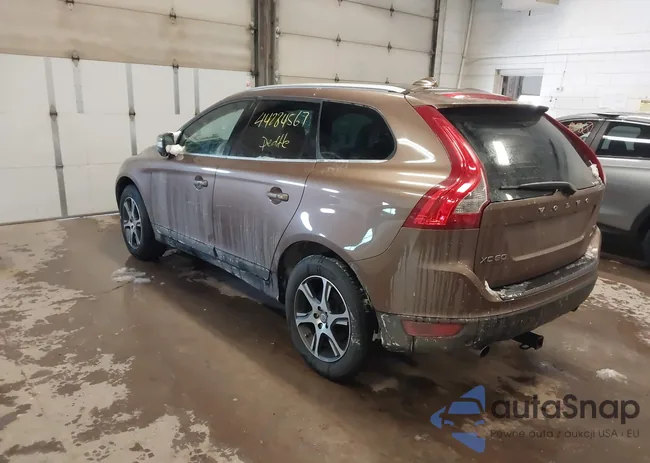 YV4902DZ3B2149678: 44284567