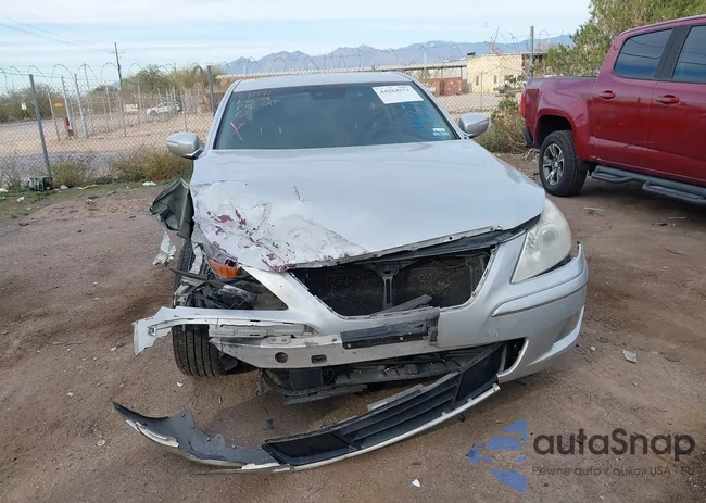 KMHGC4DE5AU093719: 44284571