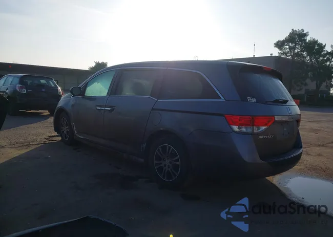 5FNRL5H4XEB056880: 44284600