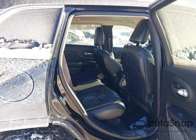 1C4PJMDB8HW543877: 44283711