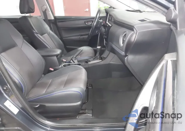 2T1BURHE9KC209070: 44283745