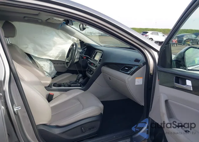 KMHE34L30JA086881: 44283858