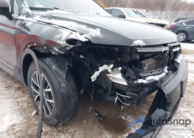 3VV2B7AX2JM004087: 44283882