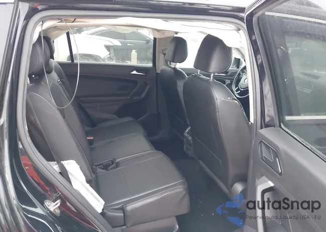 3VV2B7AX2JM004087: 44283882