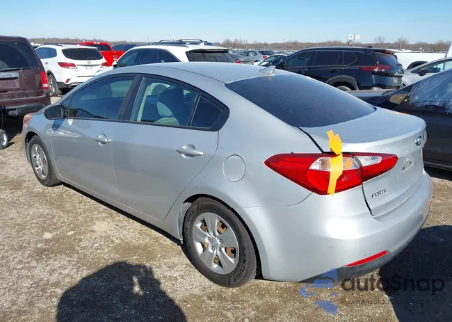 KNAFK4A60G5520207: 44283964