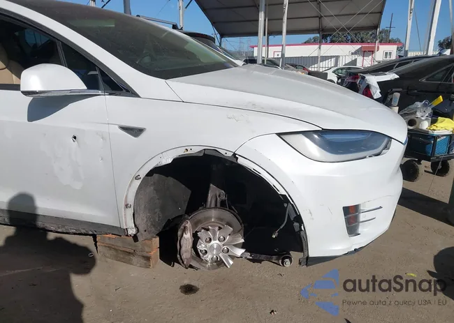 5YJXCAE21GF009999: 44283971