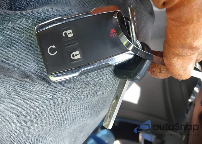 1GCGTDENXM1233269: 44284006