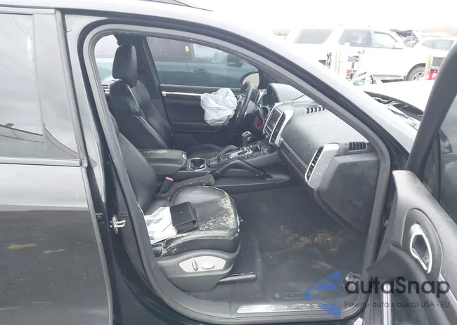 WP1AD2A27DLA72322: 44285090