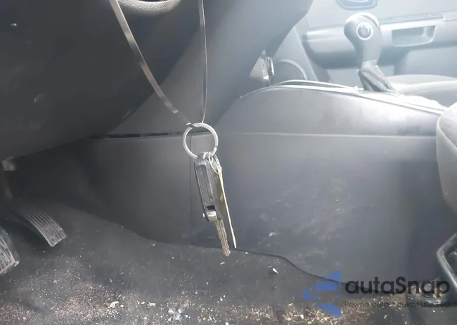 KNDJT2A50D7564441: 44285156