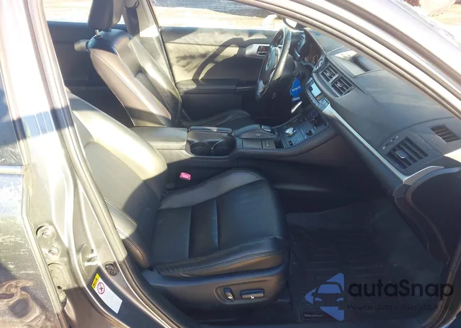 JTHKD5BH8D2129643: 44285155