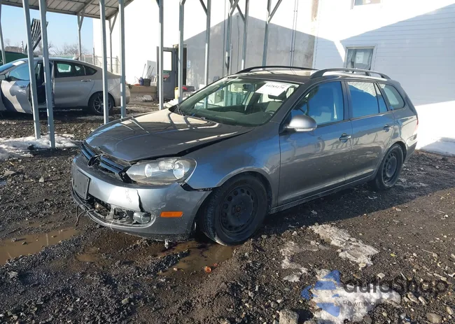 3VWPZ7AJ2BM688696: 44285179