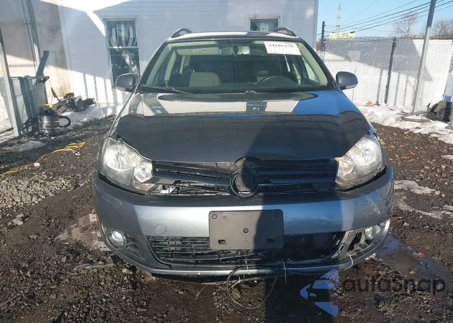 3VWPZ7AJ2BM688696: 44285179