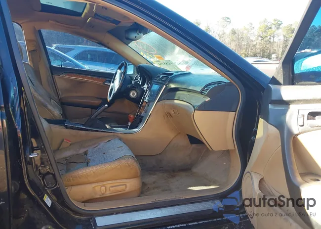 19UUA66226A035248: 44285194