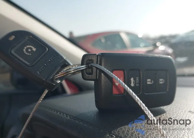 2T1BURHE2JC978153: 44285316