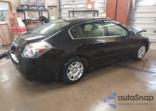 1N4AL2AP6AC185311: 44285321