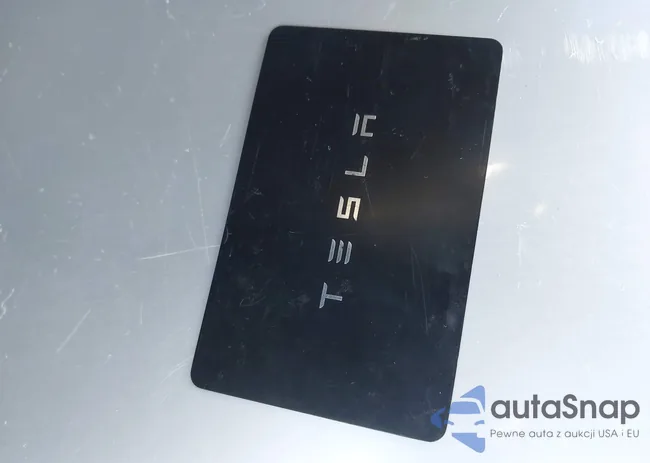 5YJ3E1EB9PF636796: 44285323