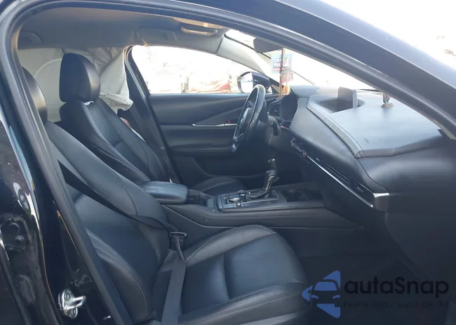 3MVDMBBL8MM244506: 44285355