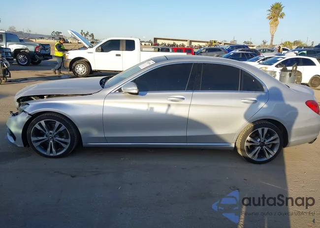 55SWF4JB3FU085232: 44285384