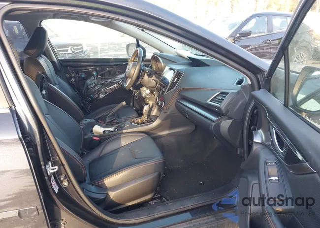 JF2GTAMC6K8229417: 44285386