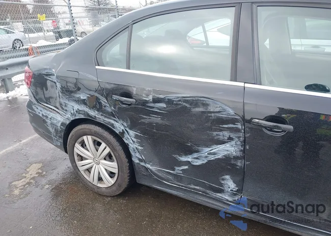 3VW167AJ5HM238192: 44285442