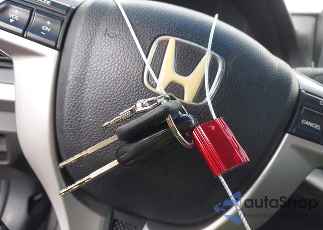 1HGCS21878A005162: 44285465