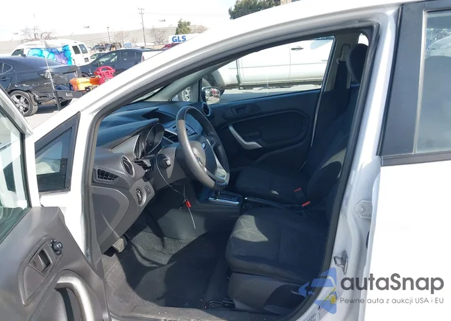 3FADP4BJ6DM186212: 44285524