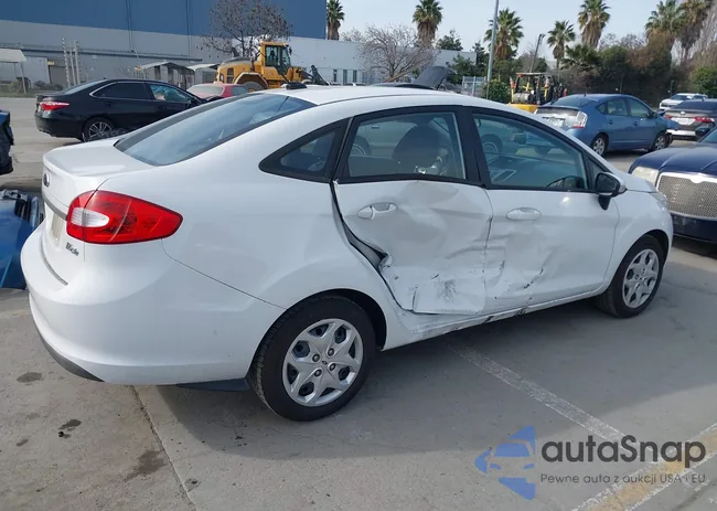 3FADP4BJ6DM186212: 44285524