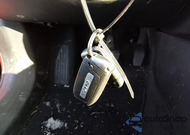 3C4NJDCB6KT689006: 44285551