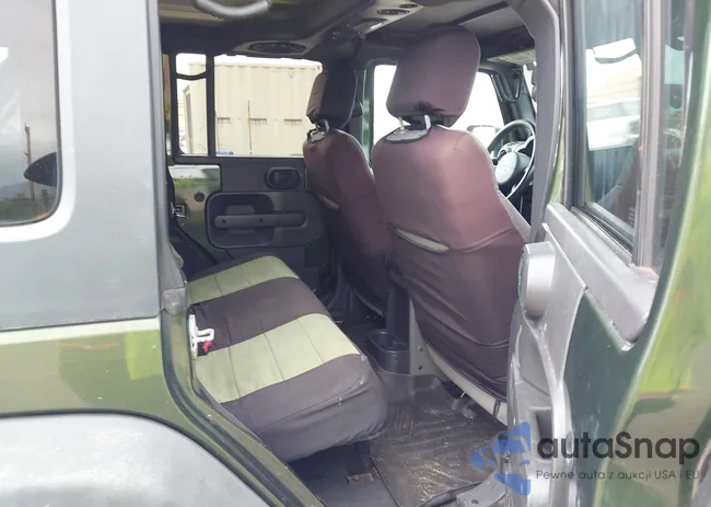 1J4GA39158L510440: 44285563