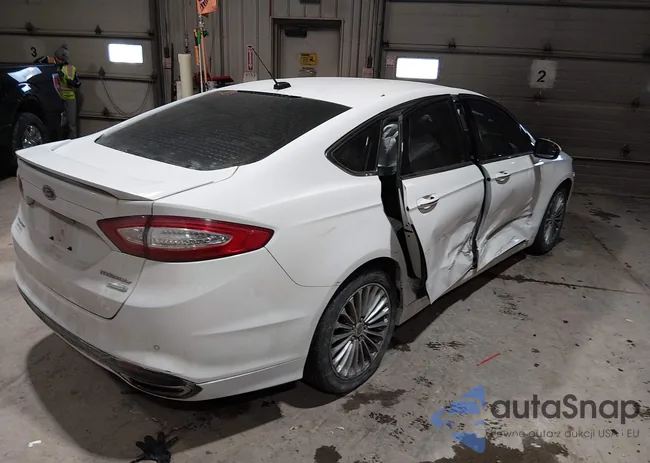 3FA6P0K99GR256140: 44285568