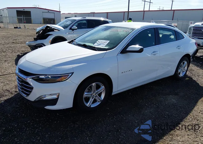 1G1ZD5STXRF110735: 44285585