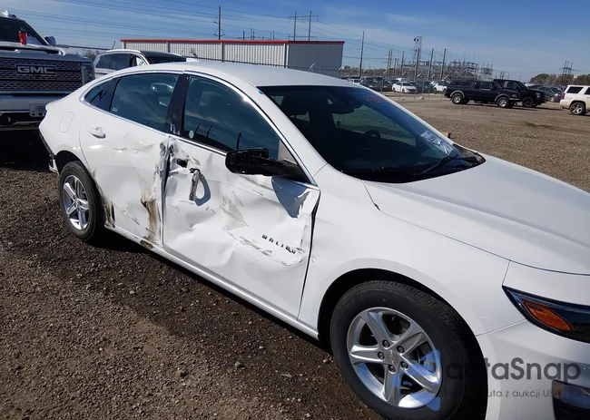 1G1ZD5STXRF110735: 44285585