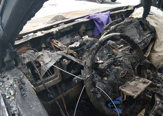 5TDJKRFH2GS506825: 44285618