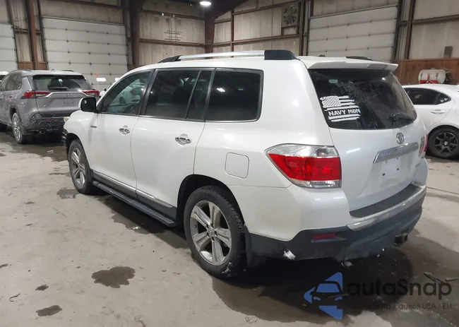 5TDDK3EH9CS175229: 44285638