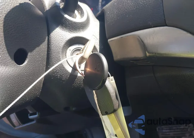 1HGCS2B80AA008568: 44285645