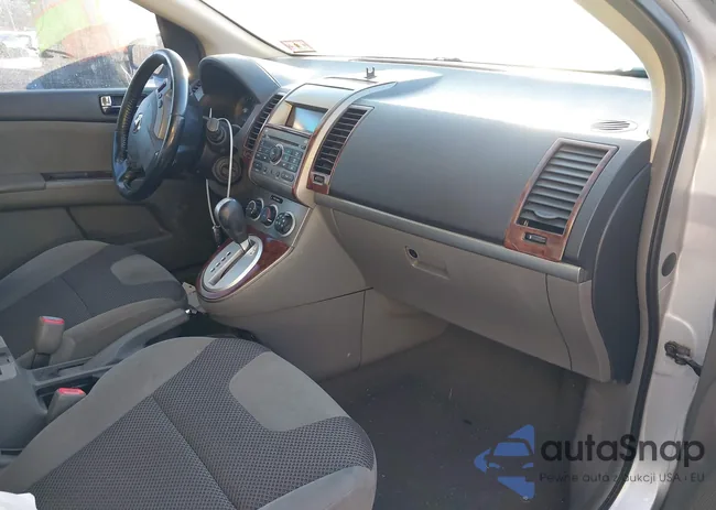 3N1AB61E17L681149: 44285649