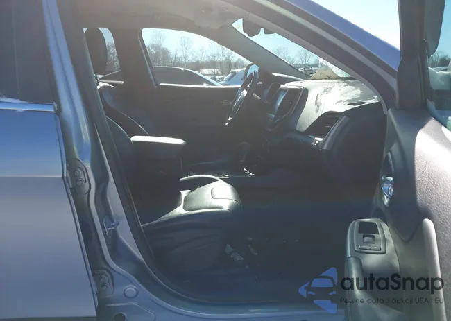 1C4PJMDB3HW511659: 44284694