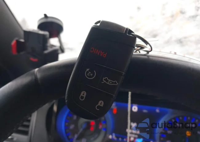 2C3CCABG9JH227600: 44284808