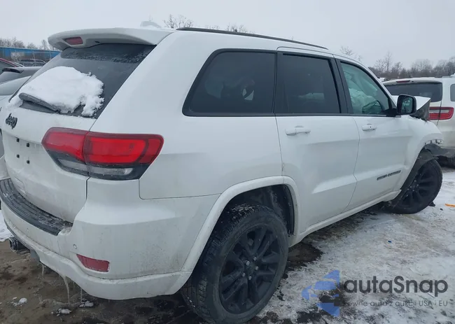 1C4RJFAG0HC750852: 44284841