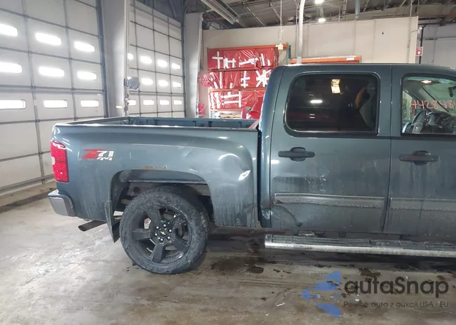 1GCPKSE79CF167274: 44284845