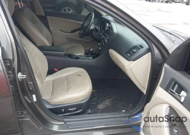 5XXGN4A77DG132809: 44284848