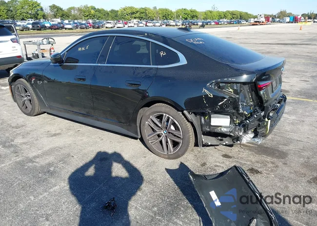 WBA33FB01TFV85268: 44284944