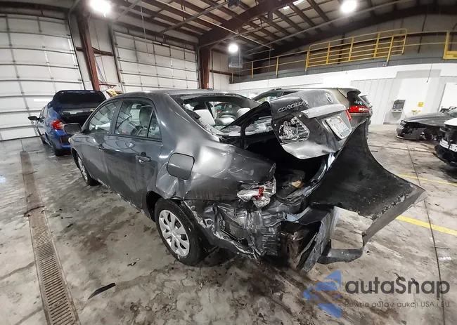 2T1BU4EE3BC570043: 44284965