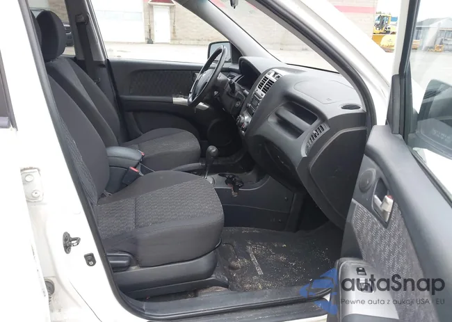 KNDJE723687455511: 44285013