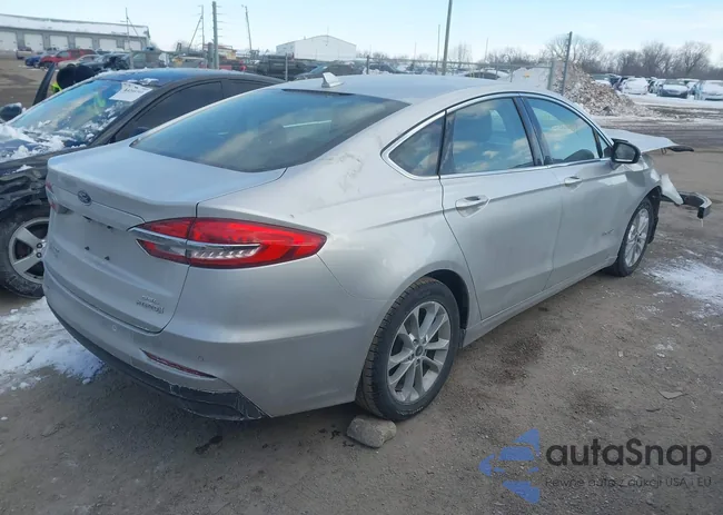 3FA6P0MUXKR167929: 44285051