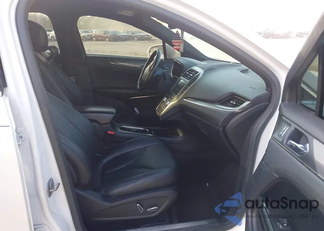 5LMCJ1A93FUJ22374: 44286257